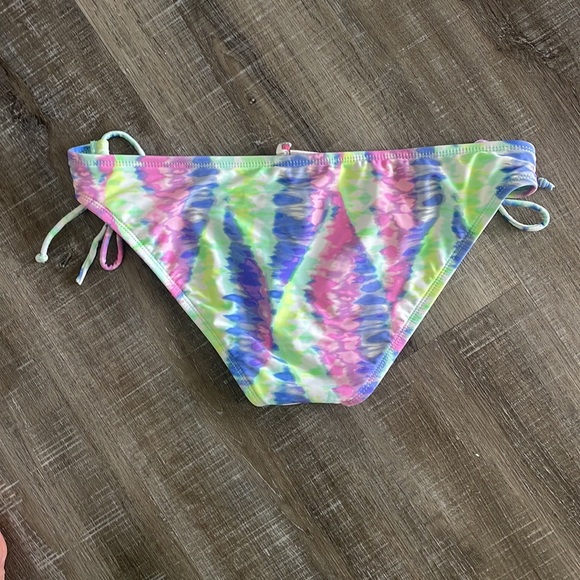 The Bikini Lab Tie Dye Rash-guard & Bikini Bottoms Set - Picture 7 of 11
